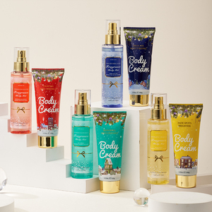 KORMESIC Set Regalo Natalizio con Profumo a Lunga Durata 120ml+100g, <span class=keywords><strong>Crema</strong></span> <span class=keywords><strong>Corpo</strong></span>, Lozione e <span class=keywords><strong>Spray</strong></span> <span class=keywords><strong>Corpo</strong></span> - Product Image 2
