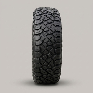 Neumático Radial LCH T-REX Nuevo LT235/75R15 - Repuesto para Automóvil de Pasajeros, Sin Cámara - Product Image 1