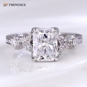 Anillo de Joyería de Moda de Oro Blanco Sólido de 18K con Diamante Moissanite Corte Radiante DEF, Joyería Personalizada, Regalo de Aniversario para Mujeres y Hombres - Product Image 1