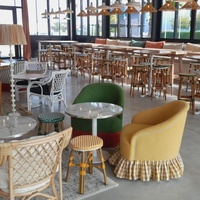 Kursi Santai Berumbai Beludru Mewah Kayu Solid Modular HDC, Kursi Putar Linas, Kursi Aksen, Furnitur Ruang Tamu, Bar, Klub