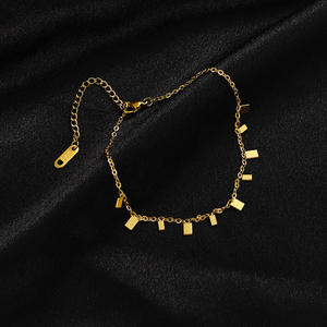Bracelets de <span class=keywords><strong>cheville</strong></span> en acier au titane carrés simples pour femmes plaqué or pas de décoloration diffusion en direct Hit <span class=keywords><strong>cheville</strong></span> corde sens conception - Product Image 5