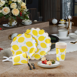 <span class=keywords><strong>Set</strong></span> di piatti natalizi per feste monouso e decorazioni da tavola e da festa al limone - Product Image 6