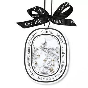 <span class=keywords><strong>Etiqueta</strong></span> de ambientador de coche pequeño de papel negro colgante de lujo personalizado olor de buen aroma con logotipo de árboles personalizado para coche - Product Image 6