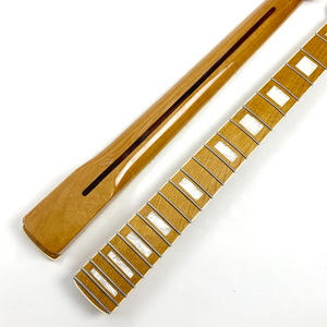Mástil de guitarra ST de arce tostado de 9.5 o 12 pulgadas y 22 trastes, personalizado, con incrustaciones de bloques y ribete blanco - Product Image 1