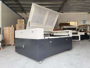 Máquina de Corte y Grabado Láser de CO2 de 1610x1000 mm para Madera, Cuero, Acrílico, MDF, Papel, Sistema de 3 Ejes Refrigerado por Agua de Alta Precisión - Product Image 4