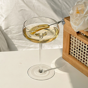 Vasos de Cóctel Clásicos Retro Reutilizables Personalizados para Bodas y Fiestas - Product Image 5
