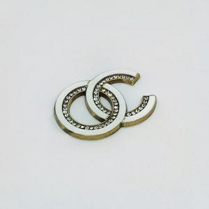 Doppel-C Tropfenöl Hochwertige Metall-Verzierung Kleidung Haaraccessoires Haarspange Klemme Handyhülle und Andere Accessoires 36 * - Product Image 2