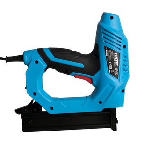 FIXTEC Clavadora/Grapadora Eléctrica de Calidad Premium 220-240V para Carpintería FET22532 - Product Image 3