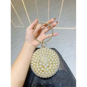 Bolsos de Noche con Forma de Corazón y Pedrería para Mujer, Bolso de Mano de Cristal Dorado para Fiesta de Graduación - Product Image 1