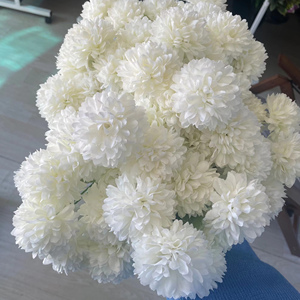 Vente en Gros Fleur Artificielle Pas Chère en Soie Chrysanthème à 7 Têtes <span class=keywords><strong>de</strong></span> <span class=keywords><strong>Printemps</strong></span> pour Décoration <span class=keywords><strong>de</strong></span> Mariage et Composition Florale - Product Image 1