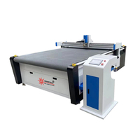 Équipement de découpe CNC à haute vitesse avec couteau vibrant, zone de travail 1300*900, pour la découpe de cuir, tapis, semelles, portefeuilles et formes personnalisées