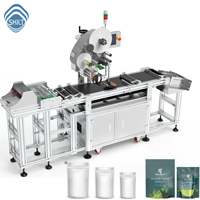 Machine d'étiquetage de surface supérieure SKILT pour autocollants, étiquettes, cartes, pochettes et sacs – Fabricant d'applicateurs d'étiquettes