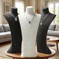 FADELI Présentoir de Luxe Personnalisé en Microfibre pour Bijoux, Vitrine de Magasin de Bijoux, Modèle de Buste Courbé pour Colliers, Taille 116