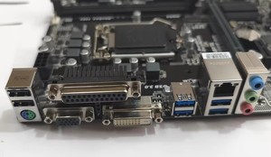 Bán buôn giá rẻ Gigabyte B150M-D3V Bo mạch chủ LGA1151 Máy tính để bàn GA-B150 kép DDR4 mới thứ 7 thế hệ <span class=keywords><strong>Intel</strong></span> <span class=keywords><strong>I7</strong></span> i5 i3 SATA cứng - Product Image 6