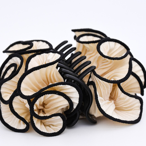 Hermosa flor pelo garras color puro pinza de pelo con borde negro, accesorios <span class=keywords><strong>para</strong></span> el <span class=keywords><strong>cabello</strong></span> <span class=keywords><strong>para</strong></span> chicas - Product Image 5