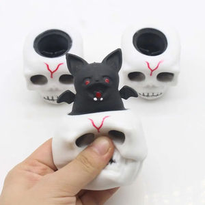 Wholesale Factory Creative Party <b>Squeeze</b> Skull Bat Halloween Pumpkin Pop up Stress Relief Squishy Toys for Kid Boys and Girls - Product Image 5