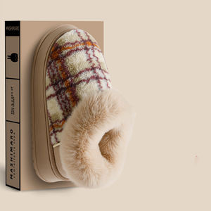 Nouvelles pantoufles en coton pour femmes 2025 – Chaussons d'intérieur d'hiver avec semelle épaisse et velours chaud - Product Image 3