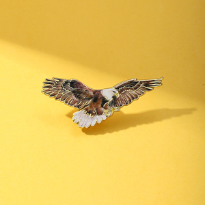 Fabricant OEM/ODM de broches métalliques, épinglettes émaillées, broches personnalisées pour chapeaux, badges de revers Aigle Majestueux, broches oiseaux de la faune et articles artisanaux en métal, vente en gros - Product Image 1