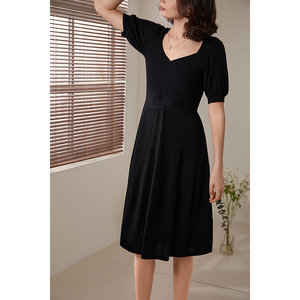 Designs modernes Robes d'été décontractées populaires Robe longue en tricot pour femmes Robe tricotée pour femmes - Product Image 4