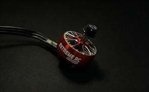 극단적 인 <span class=keywords><strong>RC</strong></span> 뜨거운 판매 고효율 V1-2207 1950KV/2085KV 브러시리스 모터 2-6S 30000 <span class=keywords><strong>RPM</strong></span> 50W 5 인치 <span class=keywords><strong>RC</strong></span> FPV 레이싱 드론 - Product Image 2