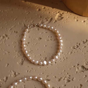 Pulsera de Perlas Barrocas Naturales WENCHI de 5-6 mm para Mujer, Plata de Ley 925, Diseño Delicado y Elegante de 17 cm - Product Image 3