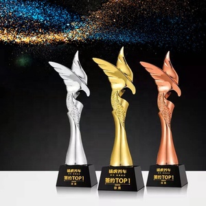 Souvenir Cadeaux Cristal Trophée Or Argent Cuivre Aigle Propagation Ailes Résine Événement Prix Trophée - Product Image 5
