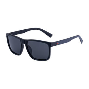 Gafas de Sol Polarizadas Lafuma con Marco Cuadrado para Hombre, Lentes de PC con Protección UV400, Color Negro, Protección Solar para Conducir - Product Image 4
