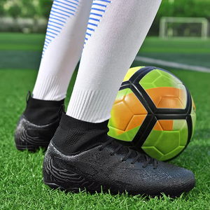 SeeMore Fábrica <span class=keywords><strong>de</strong></span> fabricación <span class=keywords><strong>de</strong></span> zapatos <span class=keywords><strong>de</strong></span> fútbol <span class=keywords><strong>de</strong></span> los hombres <span class=keywords><strong>de</strong></span> encargo al aire libre originales <span class=keywords><strong>de</strong></span> césped Atlético tacos calcetines <span class=keywords><strong>botas</strong></span> para los deportes <span class=keywords><strong>de</strong></span> fútbol - Product Image 4