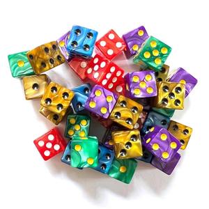 מפעל מותאם אישית קוביות תבנית פנינה אקרילית 16mm18 מ "מ שש בש אביזרים לקוביות שחמט חתיכות שחמט - Product Image 3