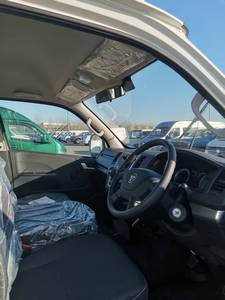 Nuovo Minivan FOTON G9 con Tetto Alto, 16 Posti, Motore Diesel Cummins, Furgoni in Vendita - Product Image 5