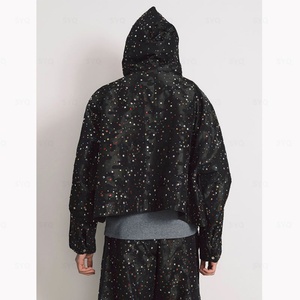 Chaqueta con Capucha y Cremallera para Hombre, de Alta Calidad, Personalizada de Fábrica OEM, Secado Rápido, Transpirable, Impermeable, Cortavientos, Estilo Urbano - Product Image 4