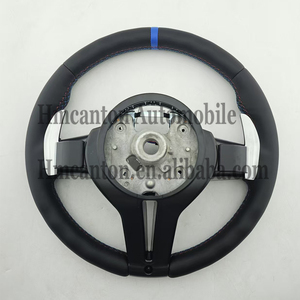 Nuevo Producto, Volante Deportivo con Franja Azul Superior para BMW Serie 5 F30 F10 F32 F90 F80 F82 F87 - Product Image 6