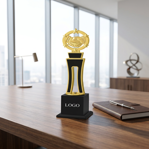 Trofeo Deportivo Portátil Chapado en Oro Modelo 770 con Base de Logotipo Grabado con Impresión UV y Técnica de Fundición a Presión - Product Image 1