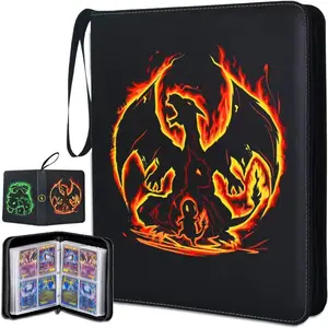 <span class=keywords><strong>Livre</strong></span> de collection en cuir PU Charizard pour le jeu de cartes à collectionner Pokémon, avec fermeture éclair, 900/400 pochettes, doté d'un bouton-clip - Product Image 1