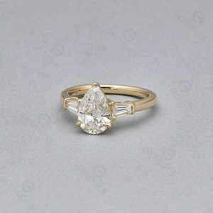 Gemnel Hot 14K Anillo chapado en oro Anillo apilado de circón trapezoidal y en forma de pera cultivado en laboratorio - Product Image 5