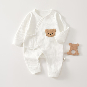 Mameluco de Bebé de Algodón Puro de Manga Larga Unisex para Primavera y Otoño, Ropa para Recién Nacido con Parche de Oso - Product Image 1