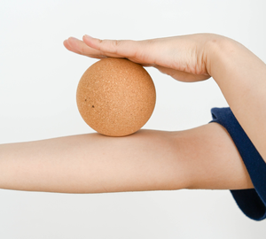 Boule de liège arrondie de yoga en bois naturel de vente chaude boule de massage de yoga balle de gymnastique personnalisée pour le massage - Product Image 3