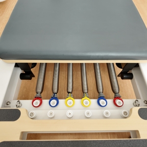 <span class=keywords><strong>Barre</strong></span> de repose-pieds réglable pour gain de place, équipement d'entraînement <span class=keywords><strong>au</strong></span> <span class=keywords><strong>sol</strong></span> pour le yoga, machine de Pilates Reformer professionnelle multifonctionnelle en aluminium - Product Image 3