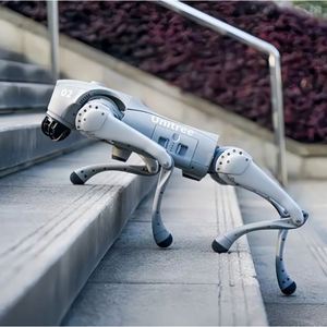 Chien robotique quadrupède électronique intelligent programmable et évolutif Unitree GO2 Air pour l'éducation et le divertissement - Product Image 5