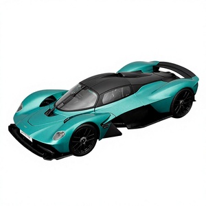 <span class=keywords><strong>Maisto</strong></span> 1:8 Aston Martin Valkyrie Modellino Auto in Metallo Pressofuso, Modello da Esposizione per Età 14+, Prodotto in Cina - Product Image 1