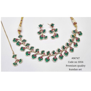 Collier élégant en Kundan, design 06747, bijoux ethniques traditionnels pour mariage, fête et tenue de mariée - Product Image 1