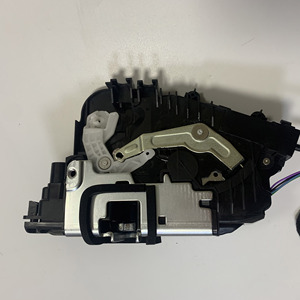 Puerta Eléctrica Inteligente para Automóvil, Cierre Suave Magnético para <span class=keywords><strong>Mercedes</strong></span>-Benz <span class=keywords><strong>Vito</strong></span> W636 W639 y Otras Piezas, Directo de Fábrica - Product Image 3