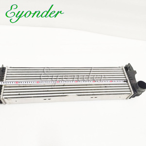 Pièces automobiles Intercooler pour <span class=keywords><strong>MERCEDES</strong></span> BENZ MARCO POLO W447 V200 VITO Mixto A4475010301 A4475011301 - Product Image 4