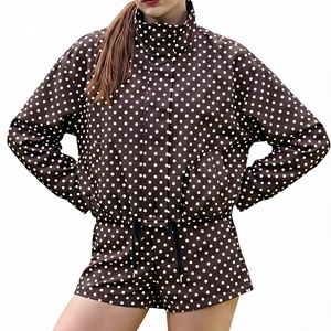 Conjunto de 2 Piezas para Mujer, Chaqueta y Pantalones Cortos con Estampado de Lunares, Chaqueta Corta con Cierre - Product Image 2