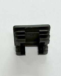 Bouchon carré en plastique au design excellent 32*32*15 Noir, quincaillerie pour meubles, OEM disponible - Product Image 2