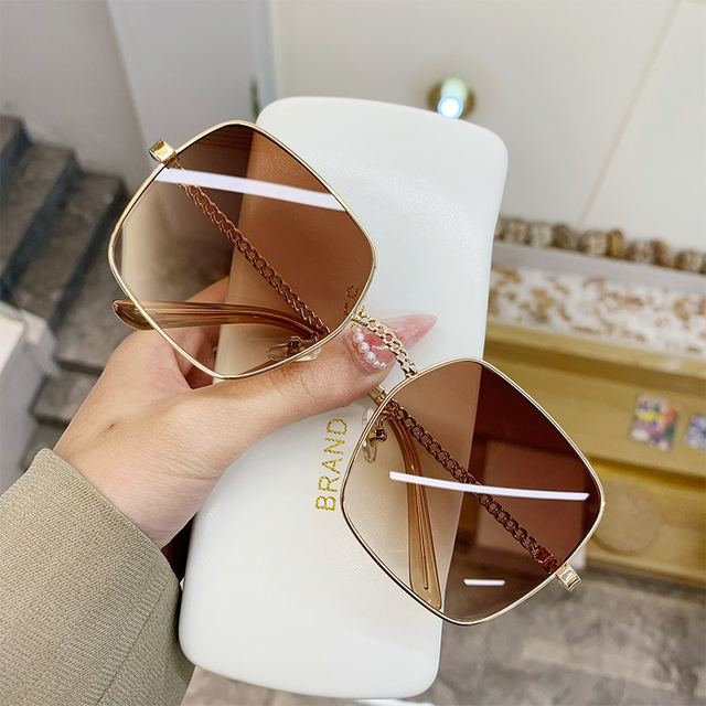 Wholesale Custom Light Shade Glasses Designer Luxury Men Sunglasses Women 2025 Luxury Sunglasses for Women Men