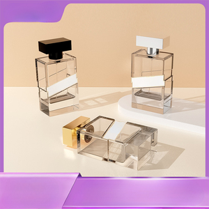 Set di Flaconi Quadrati in Vetro Trasparente da 50ml per Eau De Parfum Eco-Friendly, <span class=keywords><strong>Profumo</strong></span> OEM Fresco Fruttato Legnoso Floreale per Donna - Product Image 2