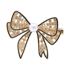 Emas logam Bling desain besar kupu-kupu mutiara berlian imitasi kristal untuk aksesoris wanita klip rambut