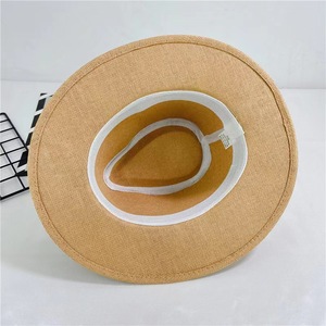 Venta al por mayor de sombreros de paja Fedora de ala ancha plana de moda de verano para hombres y mujeres para <span class=keywords><strong>playa</strong></span>, pesca, viajes, uso informal, <span class=keywords><strong>visera</strong></span> Panamá - Product Image 4