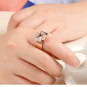 Anillo de trébol de cuatro hojas con diamantes de imitación en forma de corazón, oro rosa y oro bicolor para mujer, conjunto de joyería de regalo. - Product Image 3